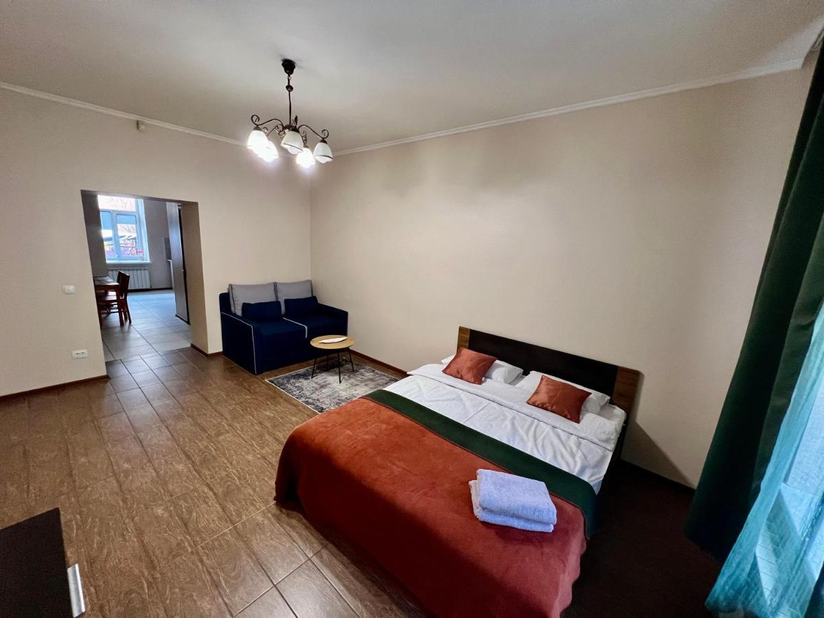 Old City Apartment With Parking Львов Экстерьер фото